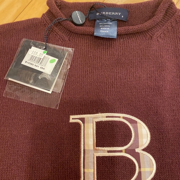 New Burberry sweater - 8 years - Picture 2 of 2